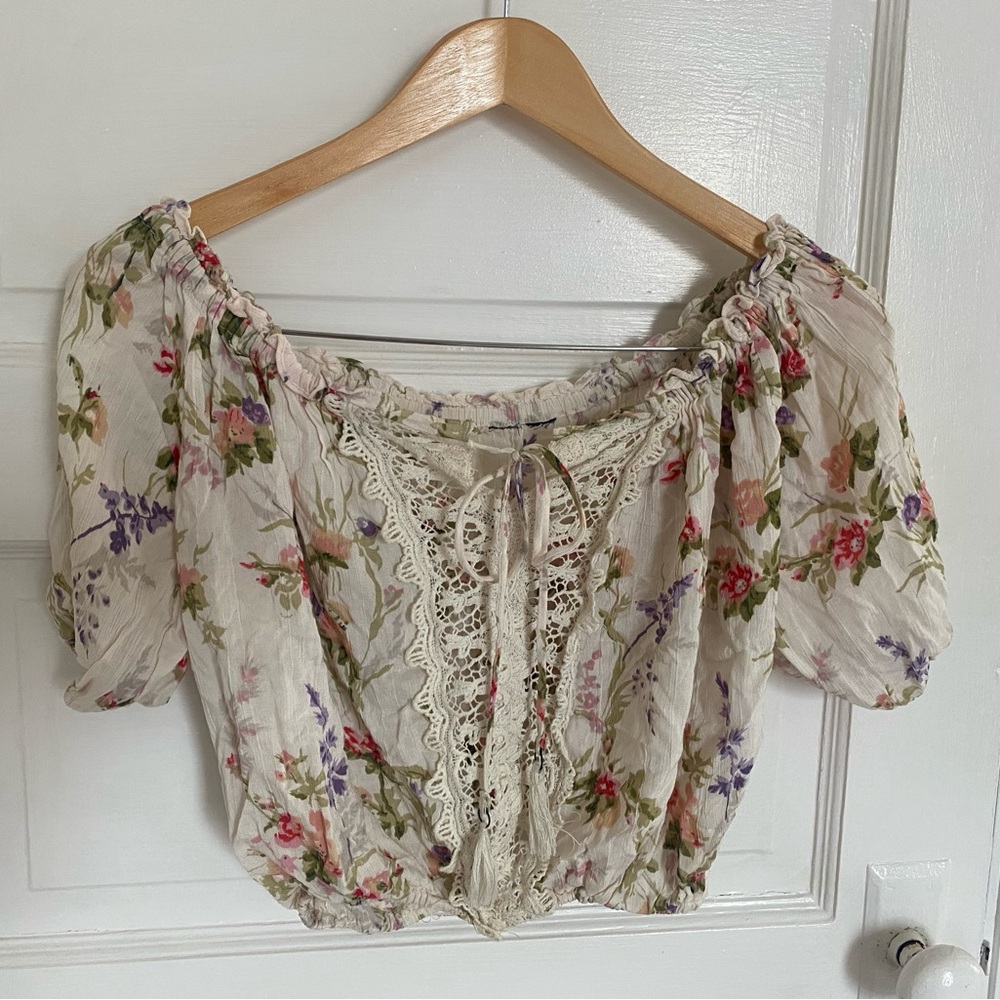 Floral Lace-Detail Peasant Style Cottage Core Off Shoulder Crop Blouse